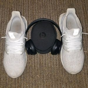 Meet your Posher, Carlos